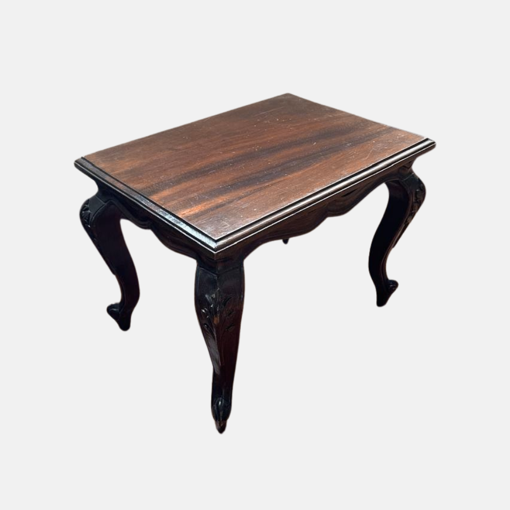 Mesa Auxiliar de Madera con Patas Talladas | 52 cm